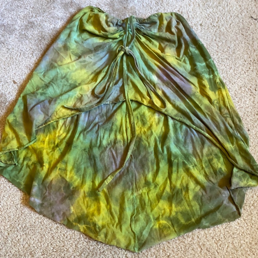 Sleevless flowy tie dye top or skirt